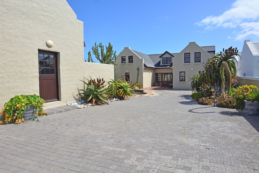 4 Bedroom Property for Sale in Grotto Bay Western Cape